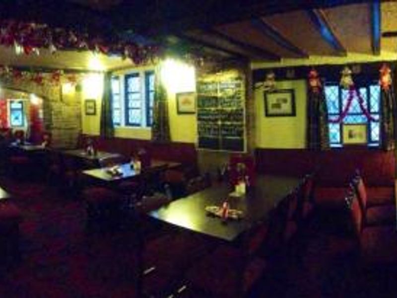 (Pub, Bar). Published on 30-07-2016