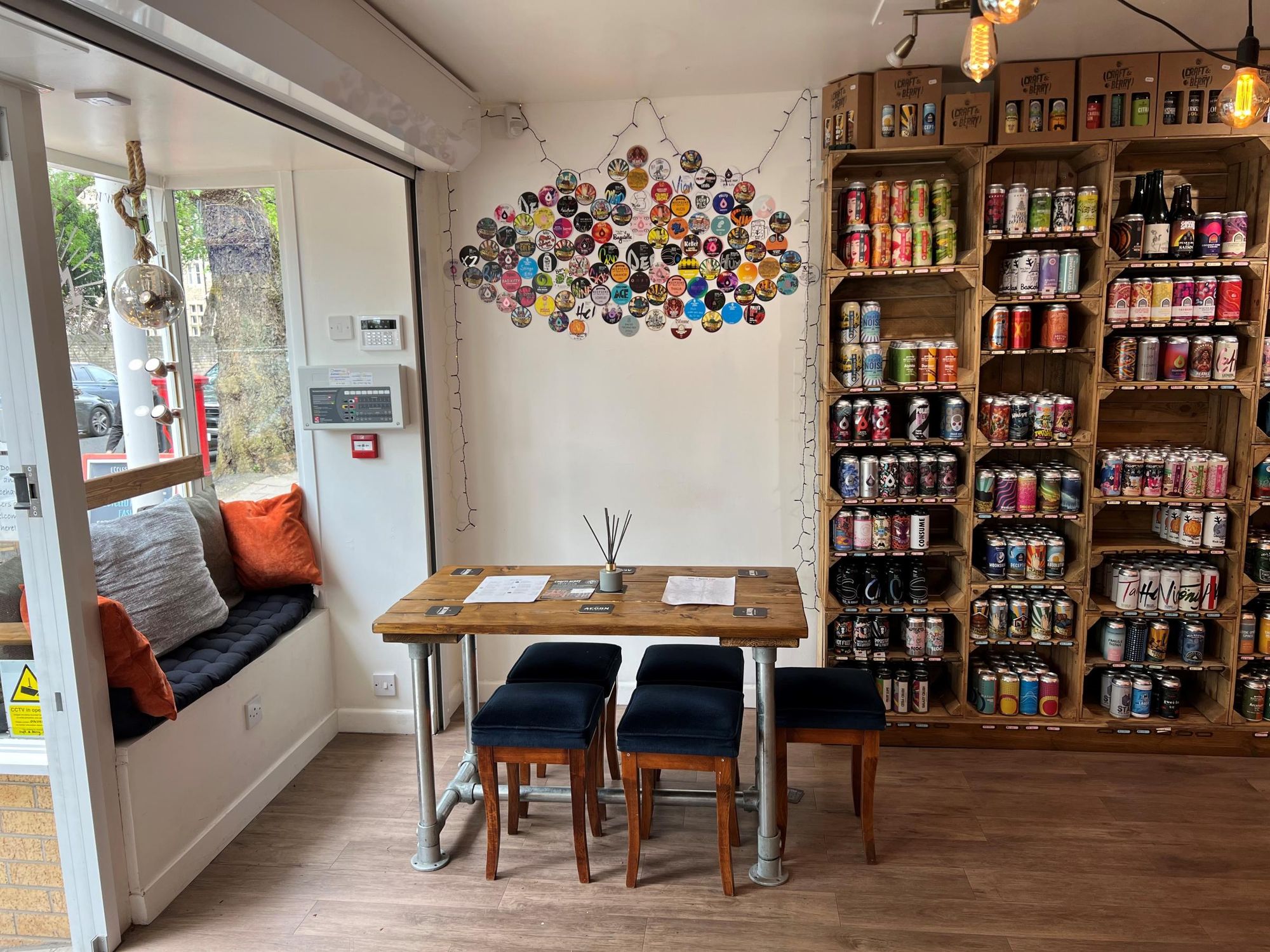 (Pub, Bar). Published on 27-11-2025