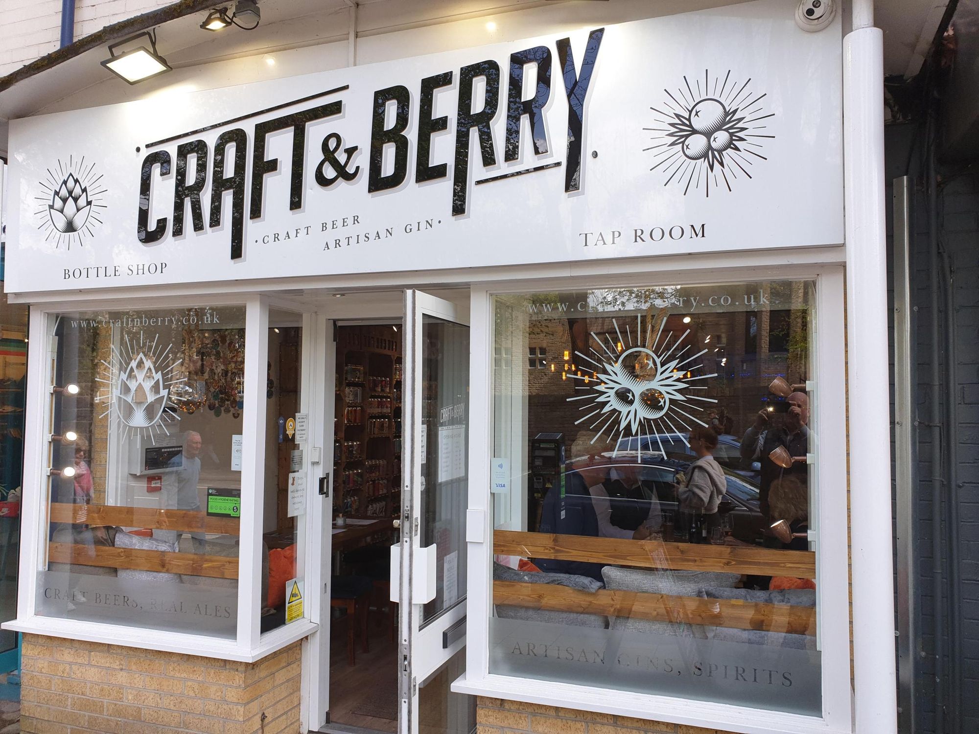 (Pub, External, Key). Published on 27-11-2025