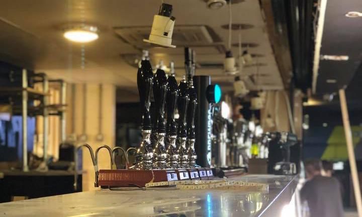(Pub, Bar). Published on 06-04-2021