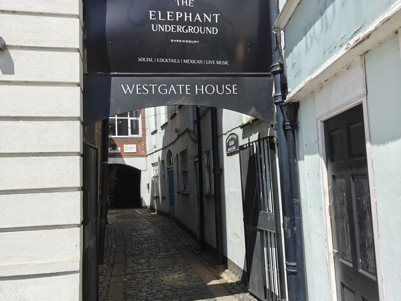 (External, Sign, Key). Published on 13-07-2025