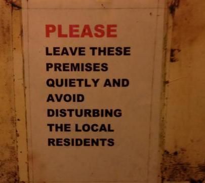 (Pub, Sign). Published on 31-05-2015