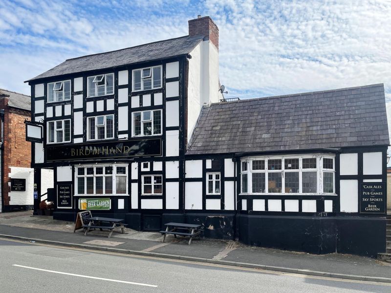 (Pub, External, Key). Published on 10-10-2025