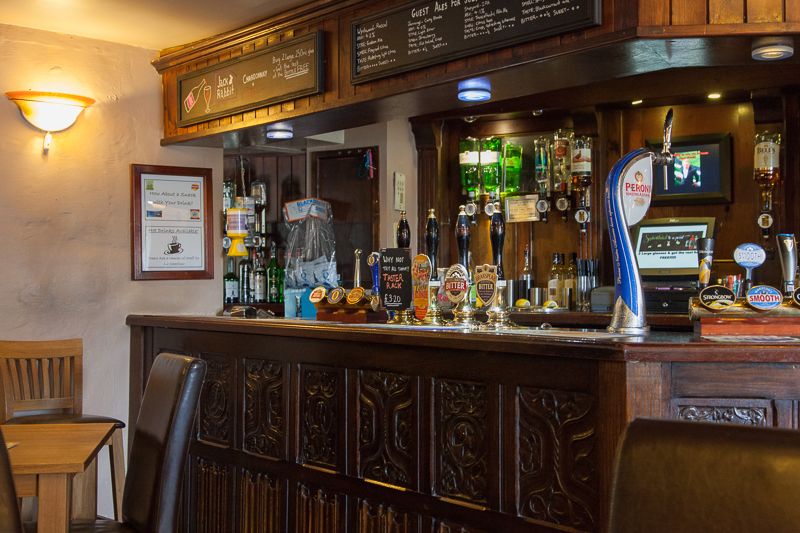 (Pub, Bar). Published on 08-08-2013