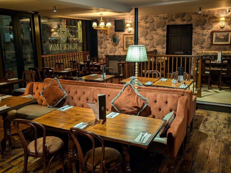 (Pub, Restaurant). Published on 30-08-2025 