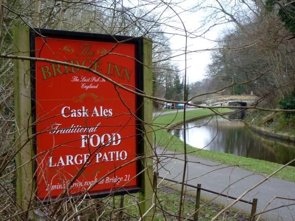 (Pub, External, Sign). Published on 18-02-2015