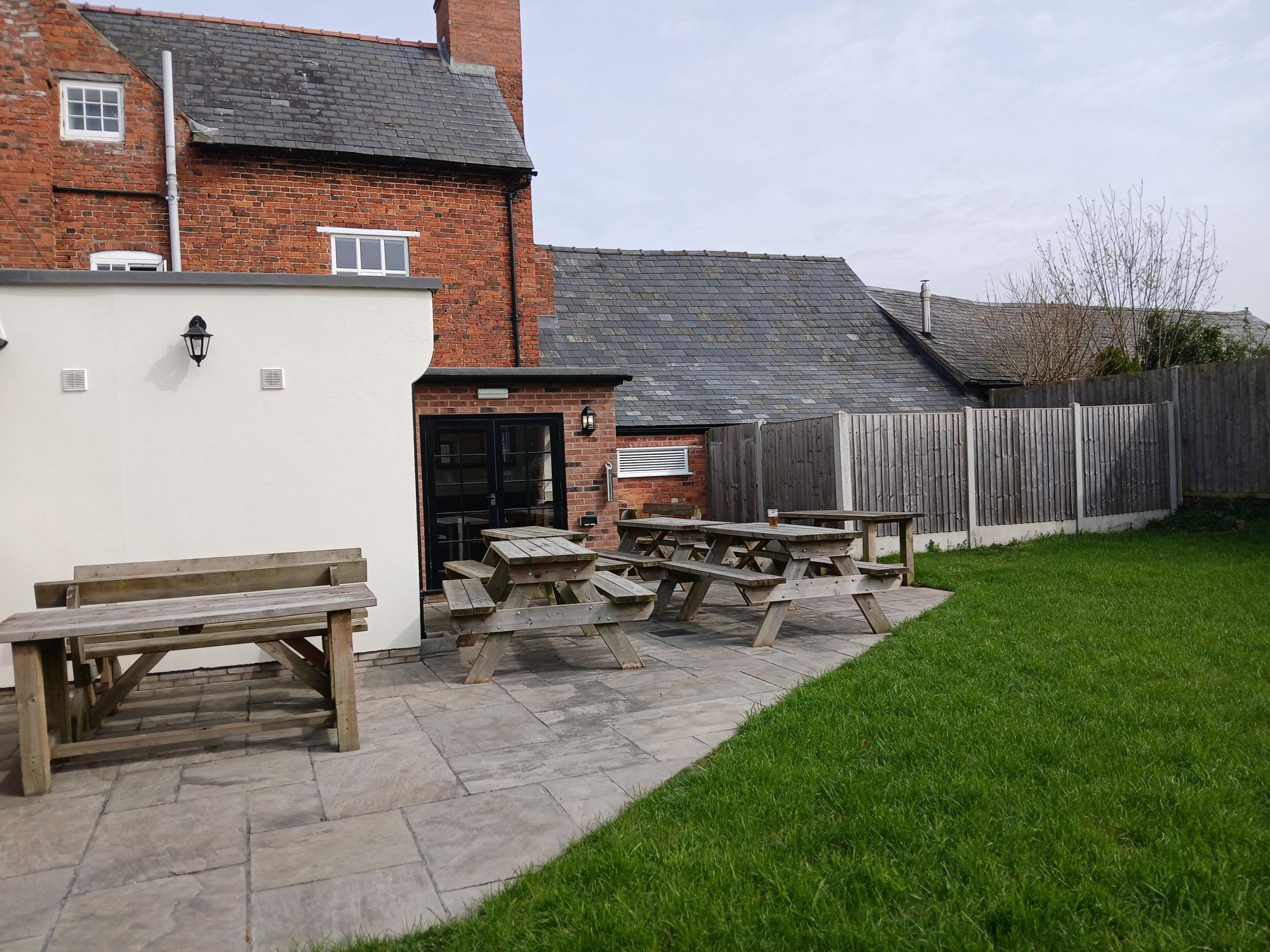 (Pub, Garden). Published on 30-03-2026