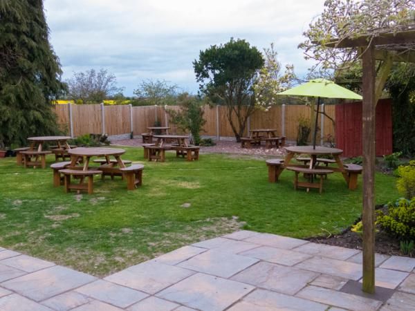 (Garden). Published on 25-04-2015