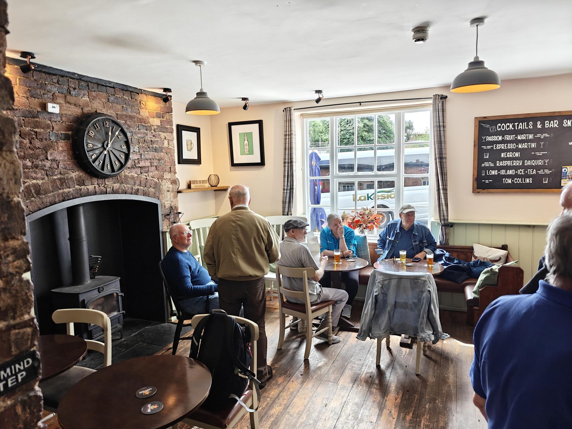 (Pub, Customers). Published on 17-06-2026