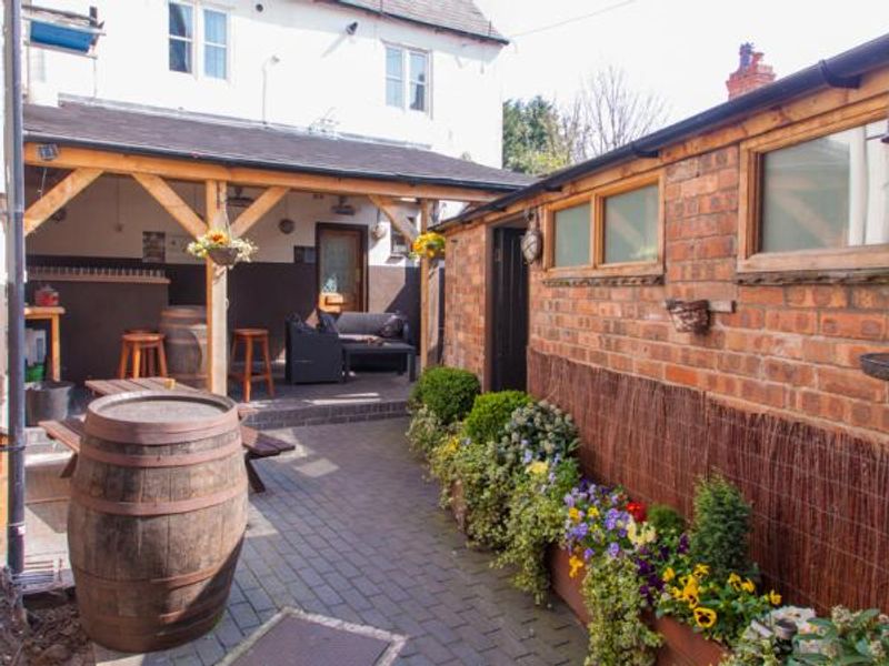 (Pub, Garden). Published on 22-04-2015 