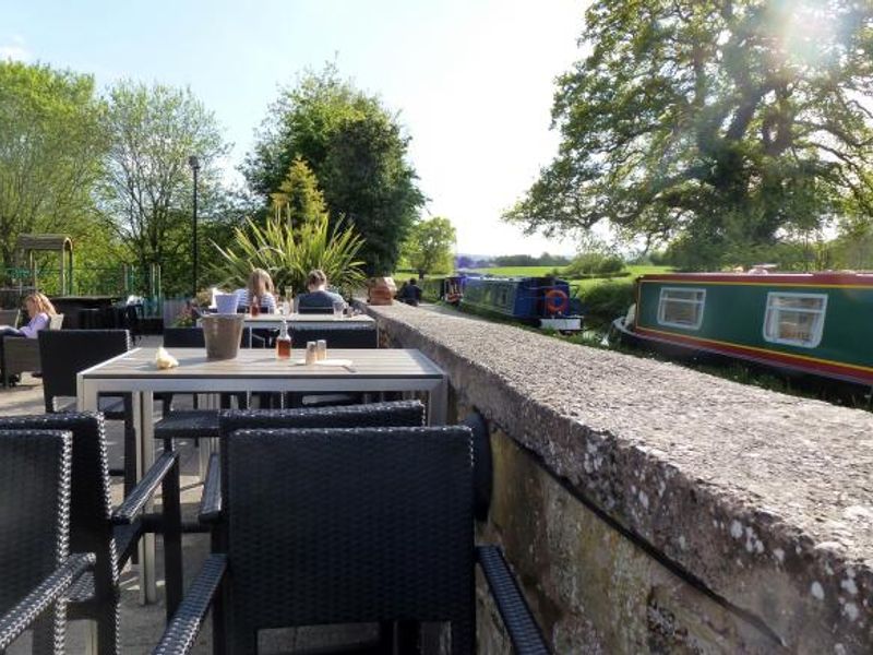 (Pub, Garden). Published on 13-05-2015 