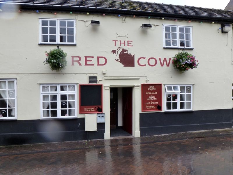 Red Cow, Whitchurch. (Pub, External). Published on 27-09-2012