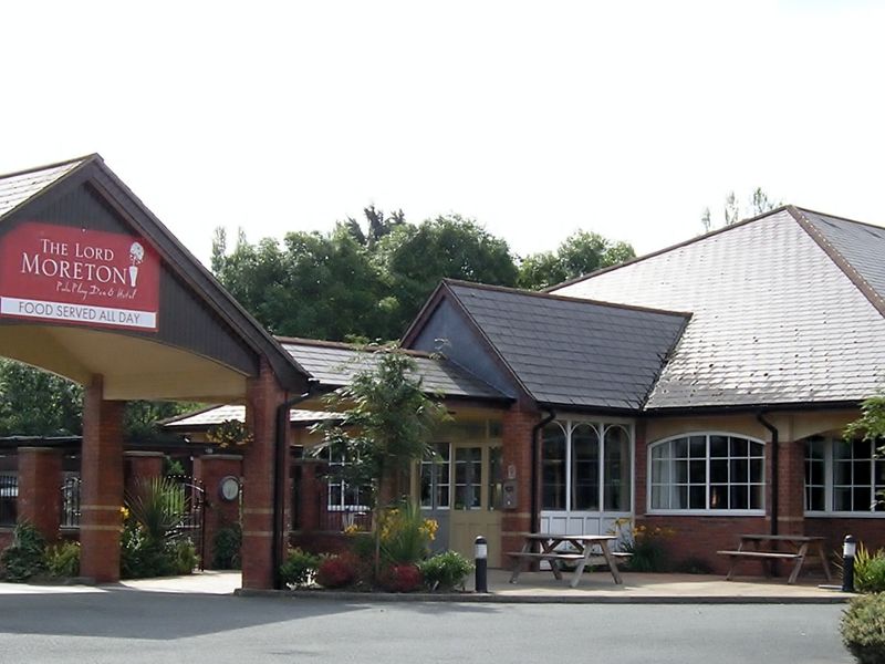 Lord Moreton Country Pub & Dining, Gledrid. (Pub, External). Published on 27-09-2012