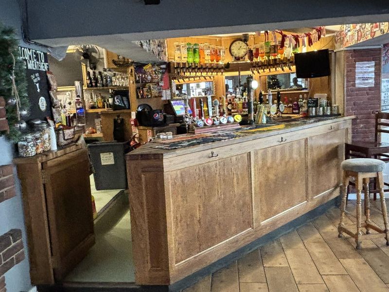 (Pub, Bar). Published on 30-12-2025 