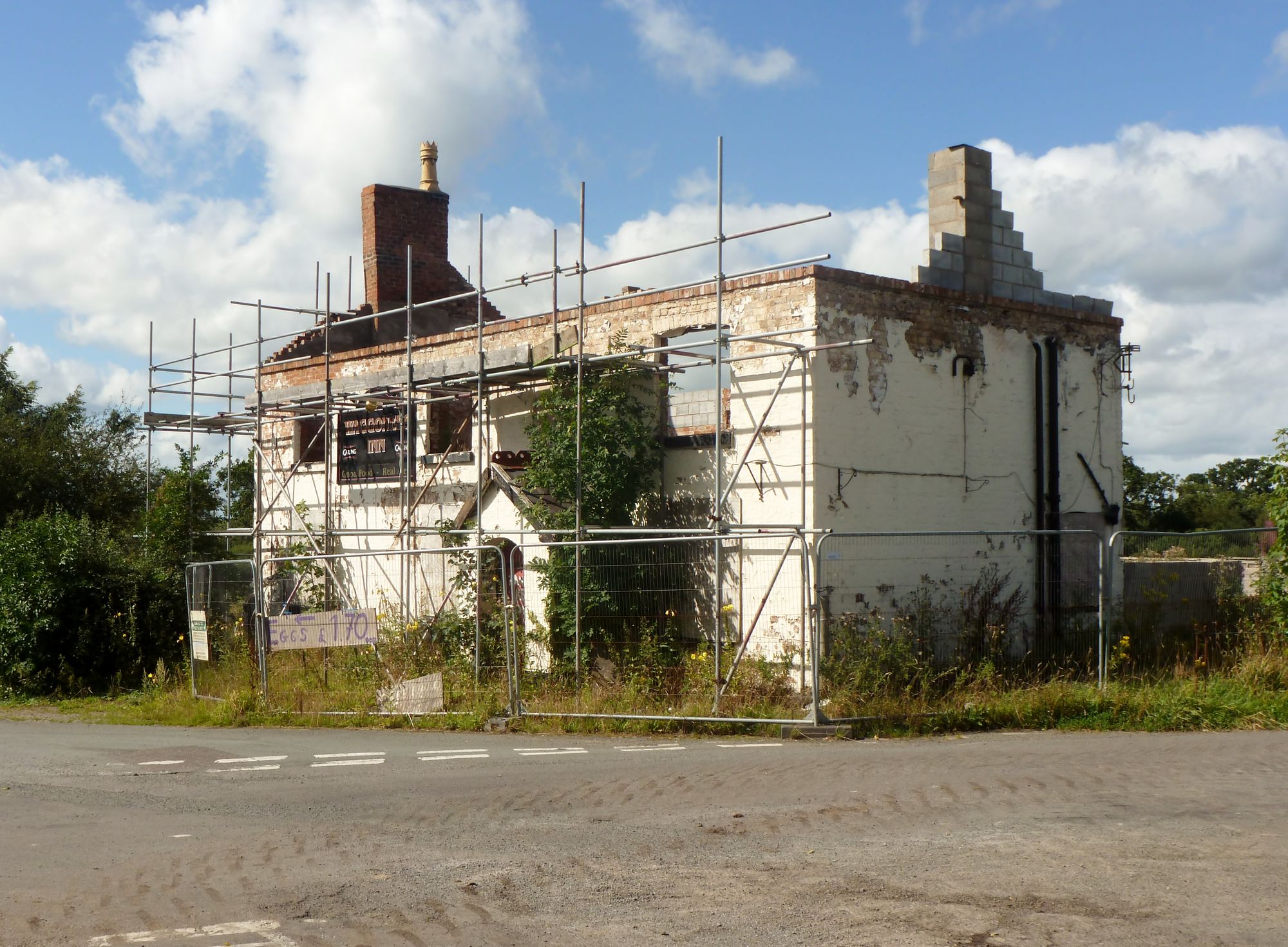 Waggoners Inn, Whixall. (Pub). Published on 27-09-2012