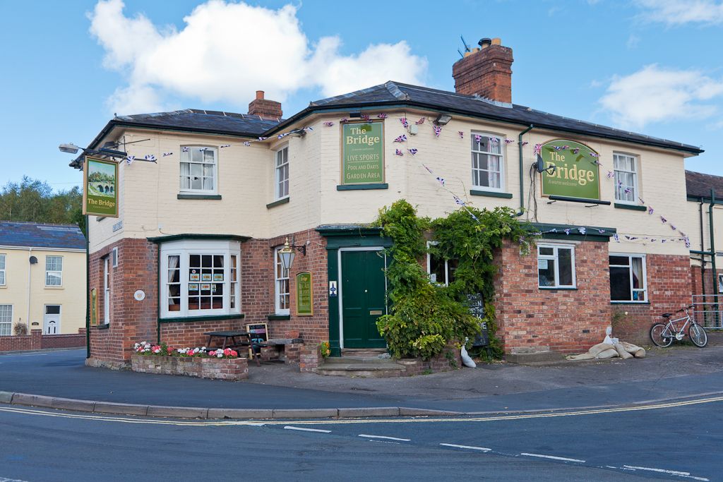 Bridge Inn, Ludlow. (Pub, External). Published on 27-09-2012