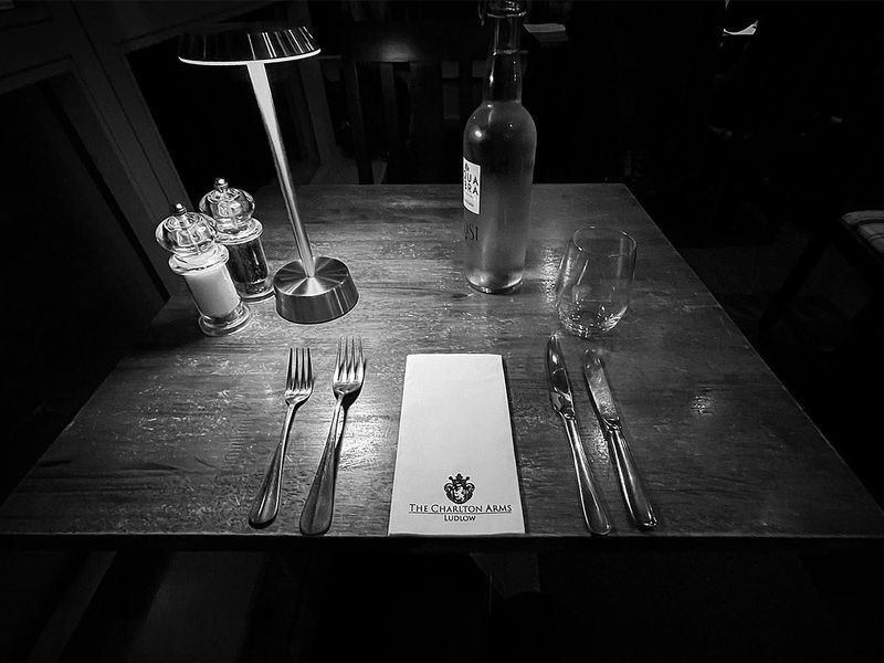 Table. (Pub, Restaurant). Published on 13-03-2026 