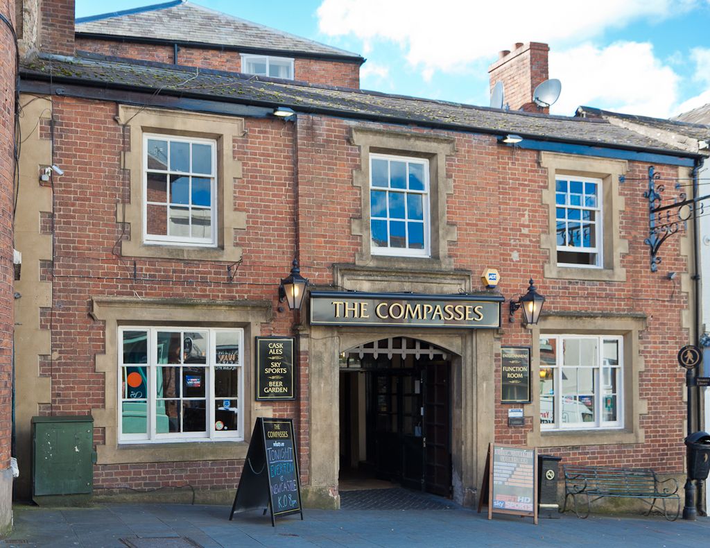 Compasses, Ludlow. (Pub, External). Published on 27-09-2012