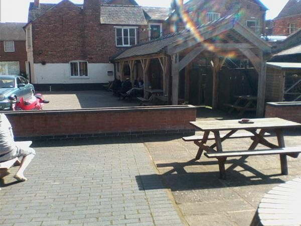 (Pub, Garden). Published on 16-04-2014