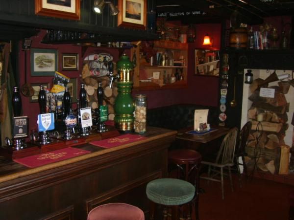 (Pub, Bar). Published on 21-05-2015