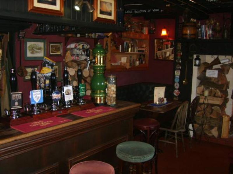 (Pub, Bar). Published on 21-05-2015