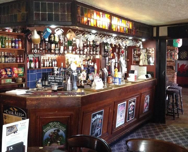 (Pub, Bar). Published on 16-04-2017
