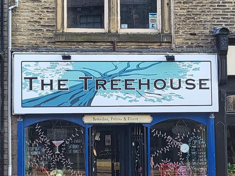 2013. (External, Sign, Key). Published on 08-09-2023 