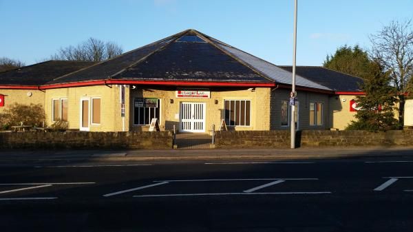 Octagon Bar, Sandbeds, Keighley. (Pub, External, Key). Published on 25-03-2015