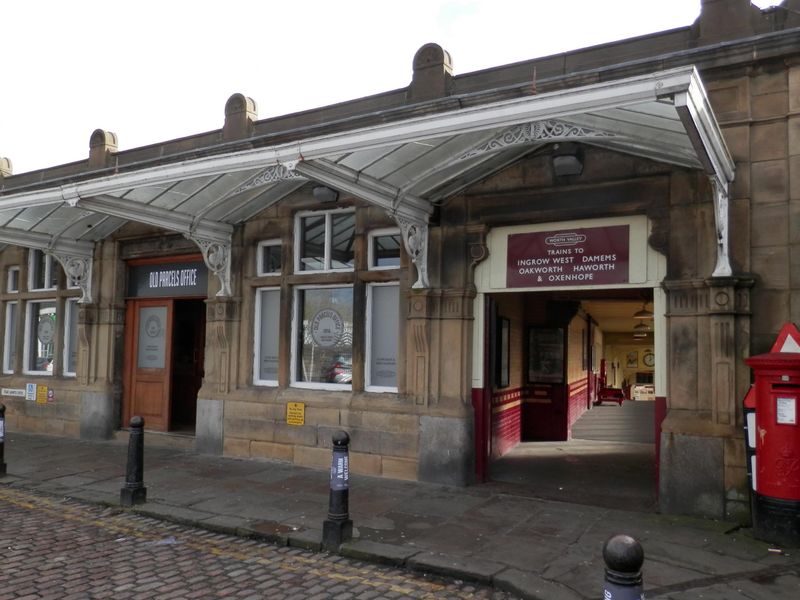 Front with KWVR entrance. (Pub, External). Published on 10-02-2020