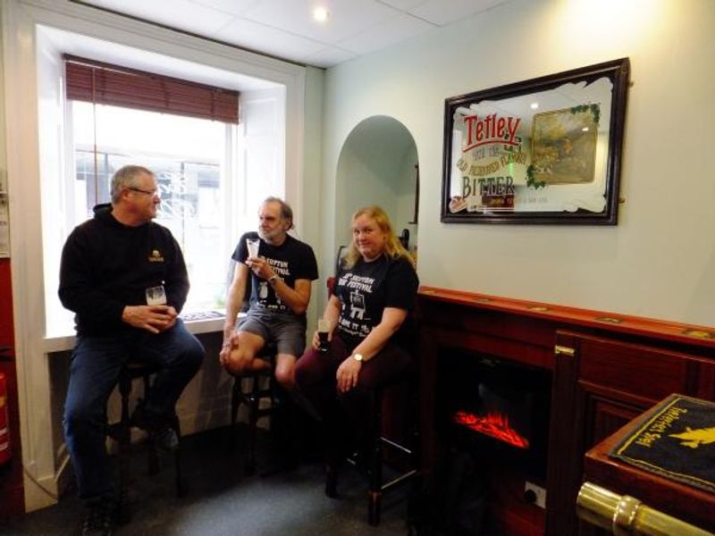 Interior, Early Doors, Skipon. Published on 26-04-2016