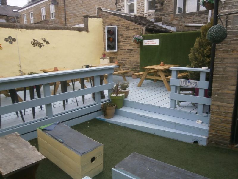 Counting House Garden May 2 2019. (Pub, Garden). Published on 20-05-2019 