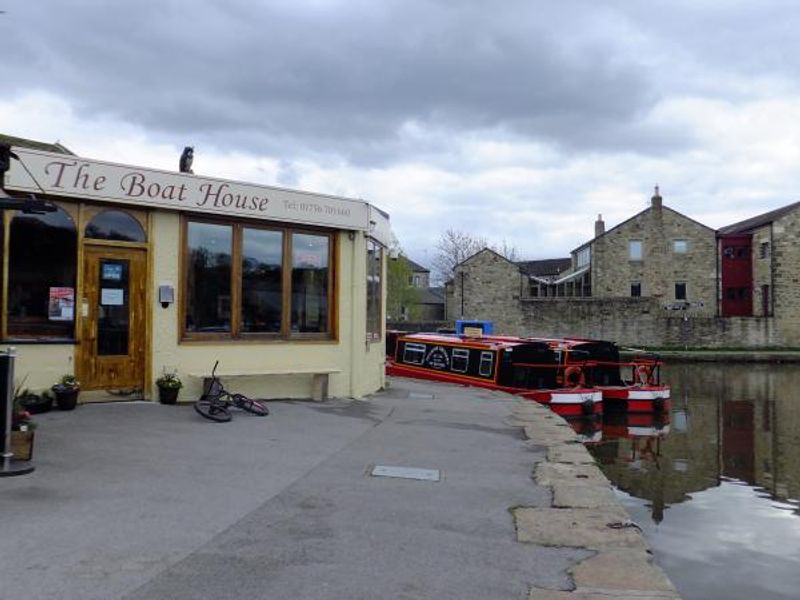 The Boat House, Skipton 2016. (Pub, External). Published on 26-04-2016