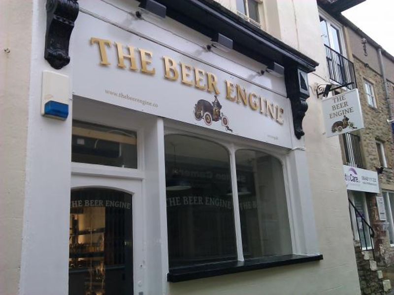 Before the 2022 extension and new signage. Published on 09-05-2014