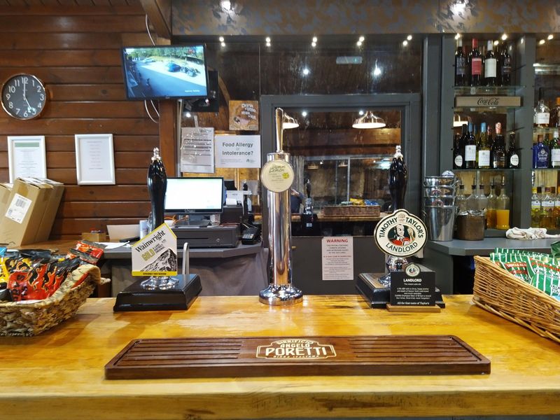 Handpumps on bar in 2025. (Pub, Bar). Published on 01-09-2025 