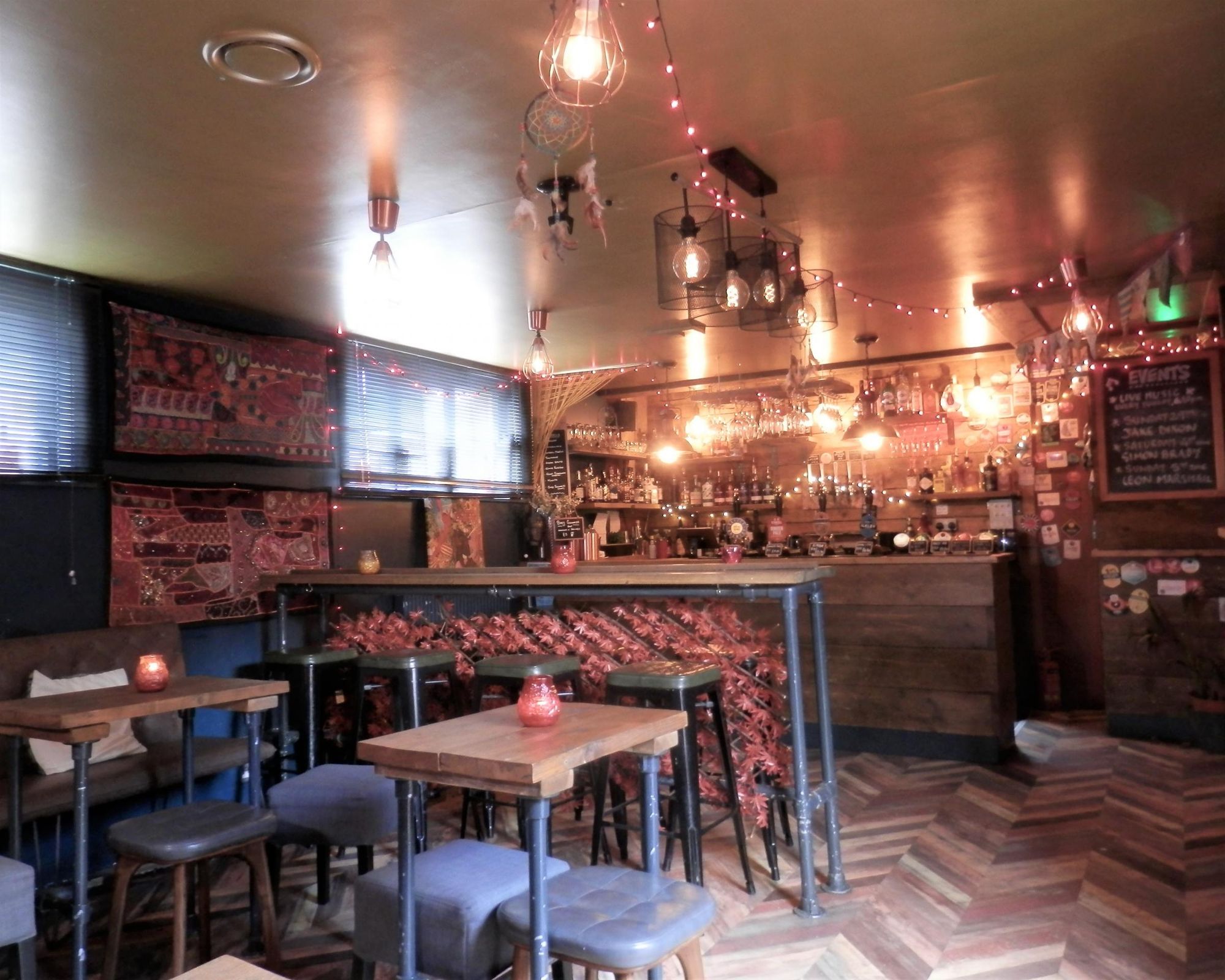 Internal May 2022. (Pub, Bar). Published on 30-05-2022