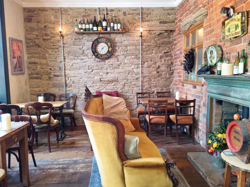 Upstairs drinking area. (Pub). Published on 02-10-2026