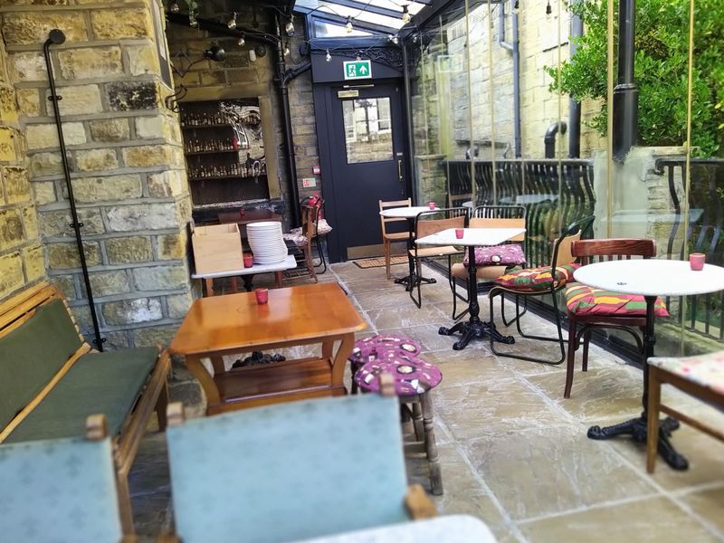 Upstairs Conservatory . (Pub). Published on 02-10-2026