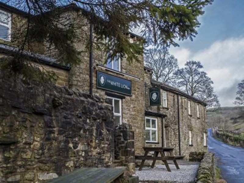 White Lion, Cray. (Pub, External, Key). Published on 22-01-2016