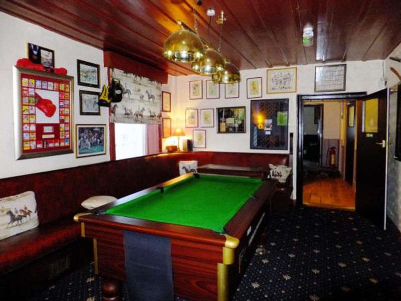 the back room, the Crown, Addingham. (Pub, Bar). Published on 21-10-2014