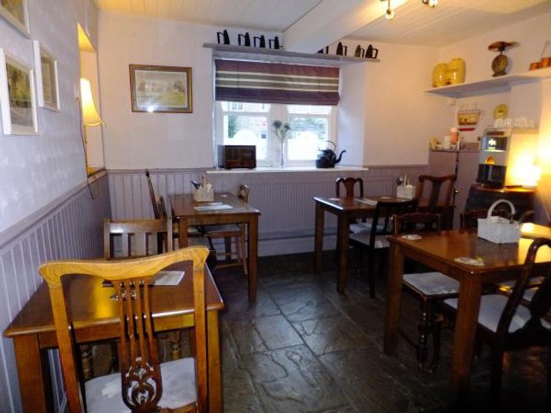 th dining area, the Crown, Addingham. (Pub, Restaurant). Published on 21-10-2014