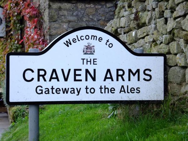 Craven Arms, Appletreewick, gateway to the ales. (Pub, External, Sign). Published on 17-10-2014