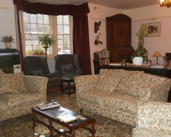 Falcon, Arncliffe - the lounge. (Pub, Bar). Published on 11-11-2014