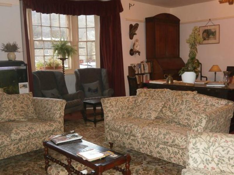 Falcon, Arncliffe - the lounge. (Pub, Bar). Published on 11-11-2014