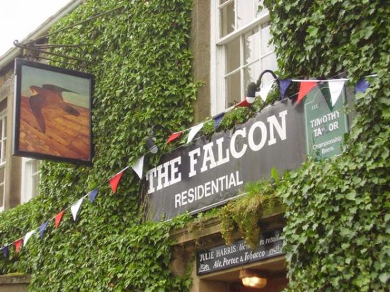 Falcon, Arncliffe - pub sign. (Pub, External, Sign). Published on 11-11-2014