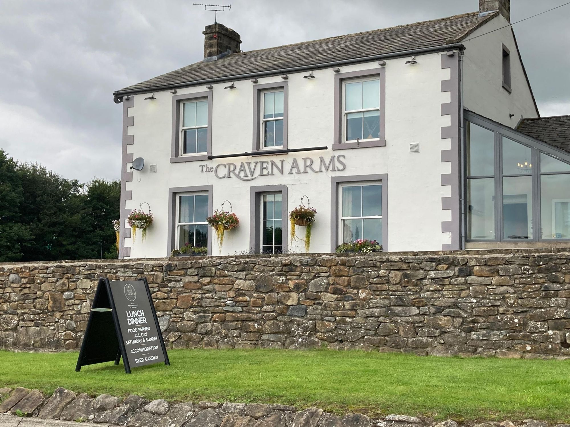 Craven Arms, Giggleswick, 2024. (Pub, External). Published on 17-11-2024