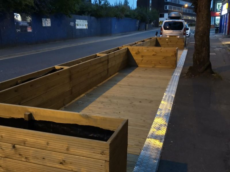 ARCHIVE 2021 COVID-era additional outside seating, since removed. Published on 02-09-2021