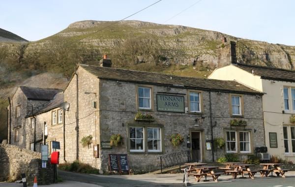 Tennants Arms, Kilnsey (November 2015). (Pub, External). Published on 23-11-2015
