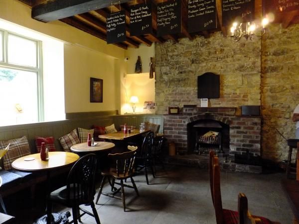 Main bar area, Victoria, Kirkby Malham. (Pub, Bar). Published on 26-04-2016