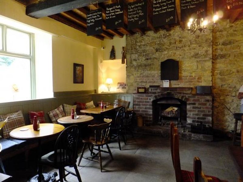 Main bar area, Victoria, Kirkby Malham. (Pub, Bar). Published on 26-04-2016