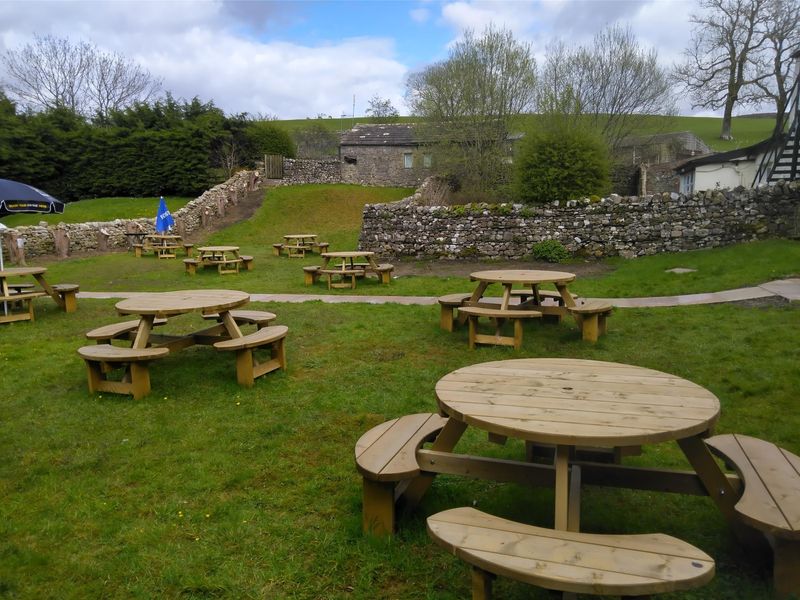 Crown Horton garden, April 2026. (External, Garden). Published on 19-04-2026 